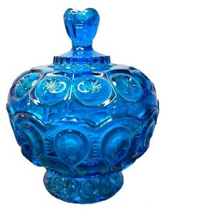 Vintage L.E. Smith Moon and Stars covered Pedestal Candy Dish Blue